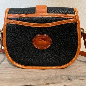 Vintage Dooney & Bourke Crossbody Bag
